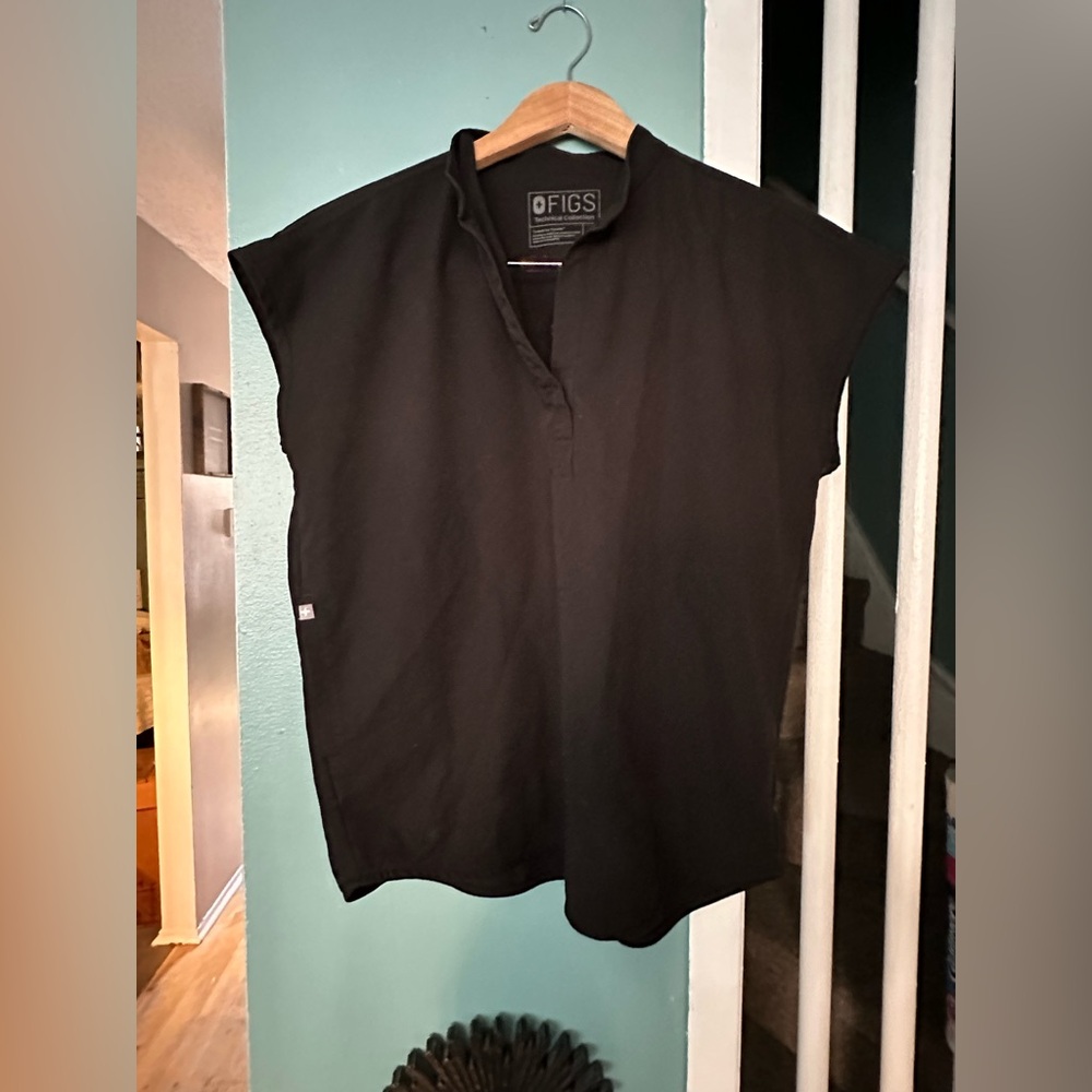 Rafaela Oversized Scrub Top